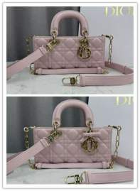 Picture of Dior Handbags _SKUfw239327408fw